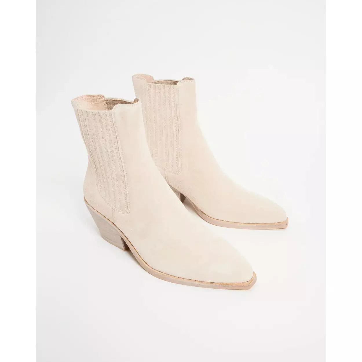 Rowe-Mo Suede Boots